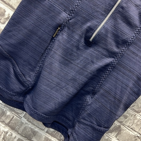 Athleta‎ top - Picture 5 of 8